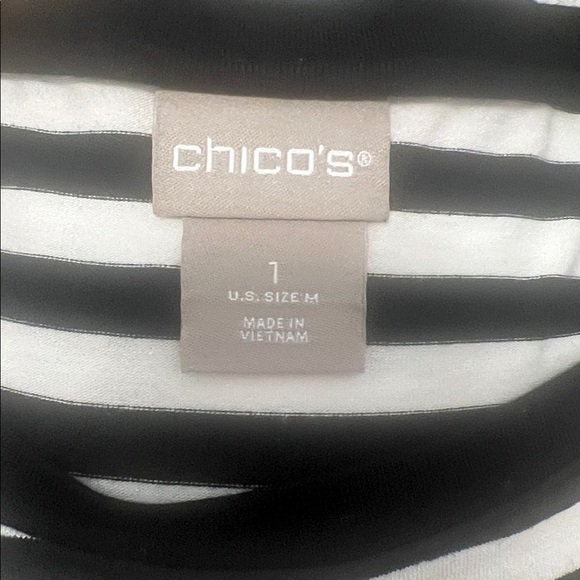 Black and White Striped Short Sleeve Tee - Picture 5 of 7